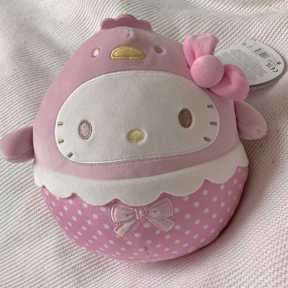 Hello kitty squishmallow